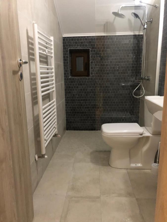New House Hotel Curtea de Argeş Екстериор снимка