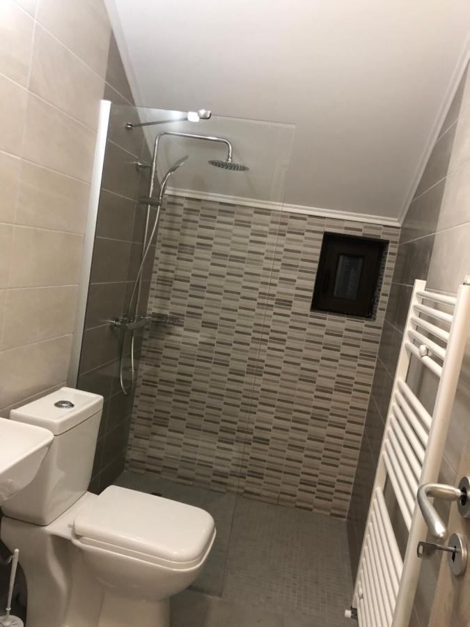 New House Hotel Curtea de Argeş Екстериор снимка
