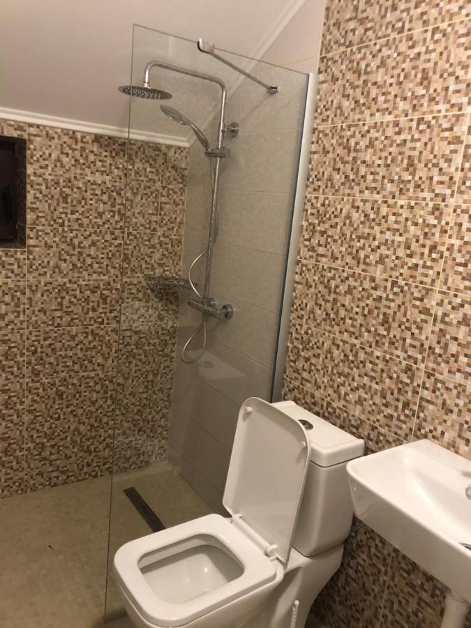 New House Hotel Curtea de Argeş Екстериор снимка